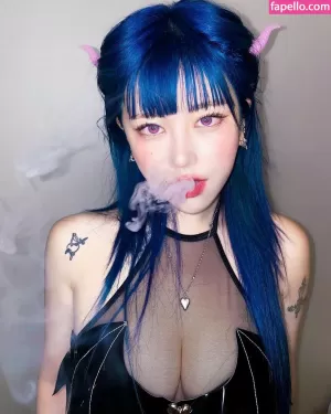 naughty-rabbit thumbnail #2124034