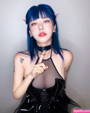 naughty-rabbit thumbnail #2124038