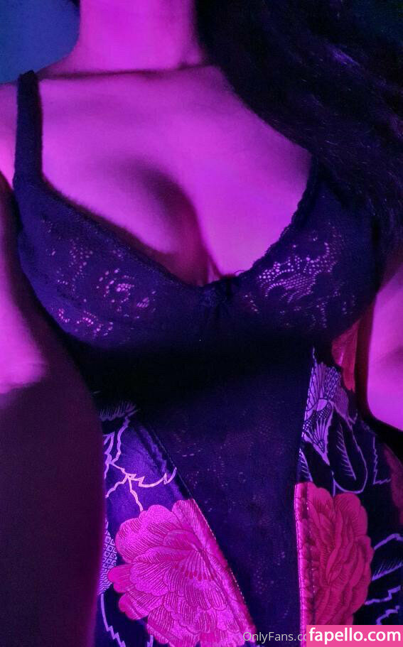 naughtylacee-3