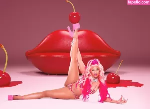 nicki-minaj thumbnail #411084