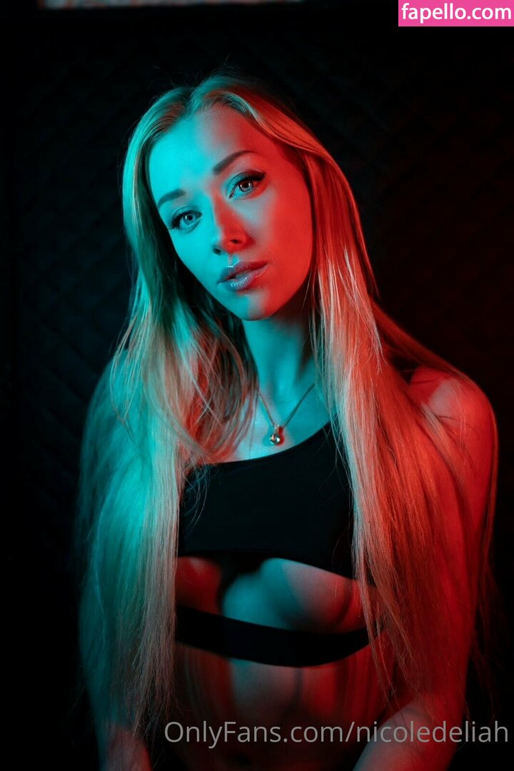 nicoledeliah-3