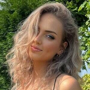 nienke-van-schijndel – I Nudes – Celeb Nudes