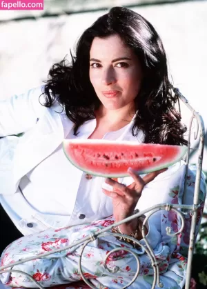 nigella-lawson thumbnail #496387