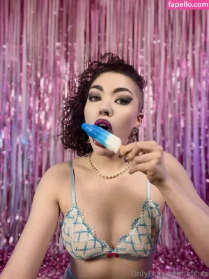 nixi-xs thumbnail #6361192