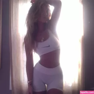 niykee-heaton thumbnail #211206