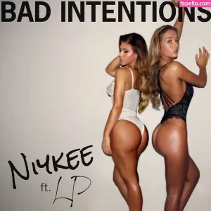niykee-heaton thumbnail #211201