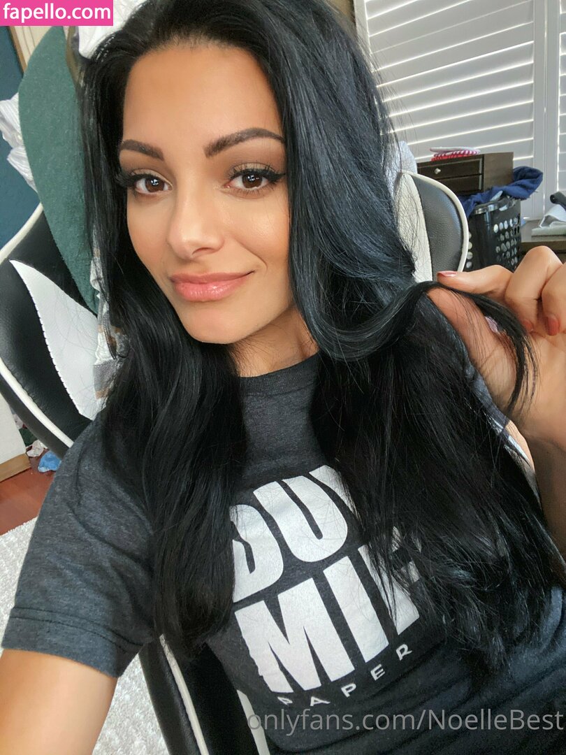 noelle-best – I Nudes – Celeb Nudes