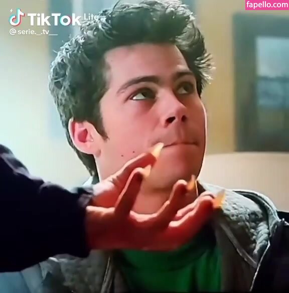 noure-sahli – I Nudes – Celeb Nudes