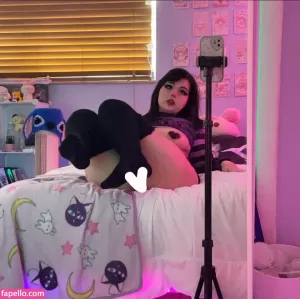 okay-kylie thumbnail #810650