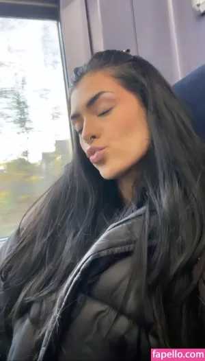 olivia-forsbrook thumbnail #753752