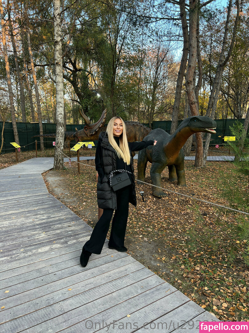 Oliviacatvip-1