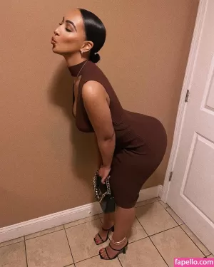 omaima-b thumbnail #2147002