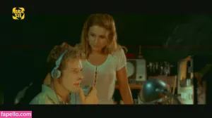 paula-burlamaqui thumbnail #6366621