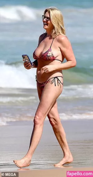 penny-lancaster thumbnail #3449086