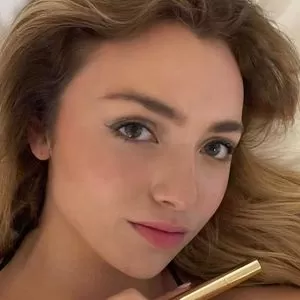 peyton-list thumbnail #87044