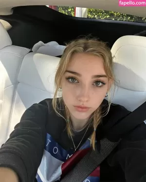phoebe-owns-u thumbnail #3317889
