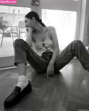 phoebe-tonkin thumbnail #1236367