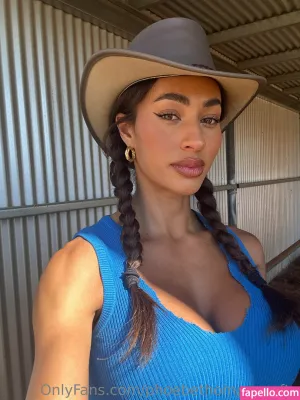 phoebethompsonoftv thumbnail #6283729