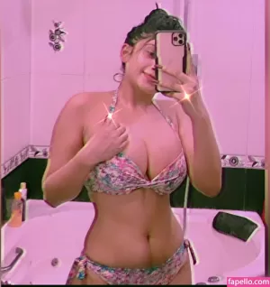 piumi-hansamali thumbnail #2168214