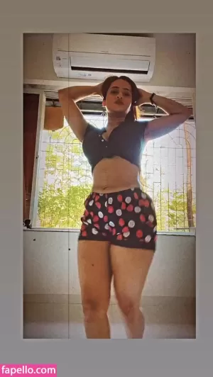 prajakta-dusane thumbnail #1350865