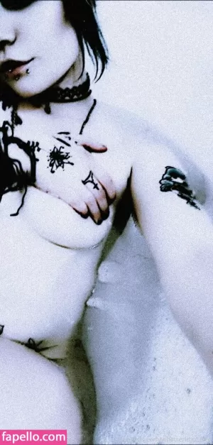 prettyinpxrn2-0 thumbnail #3449146