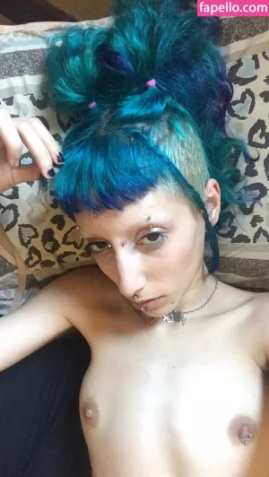putaspunk thumbnail #2180390