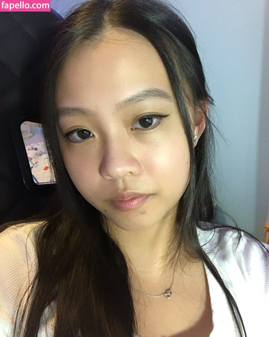 queenbaddii-2