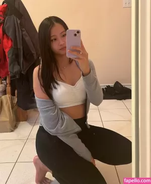 queenbaddii thumbnail #3820906
