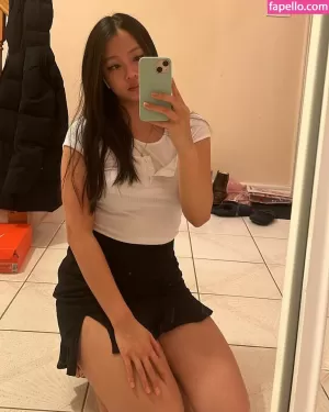 queenbaddii thumbnail #3820899