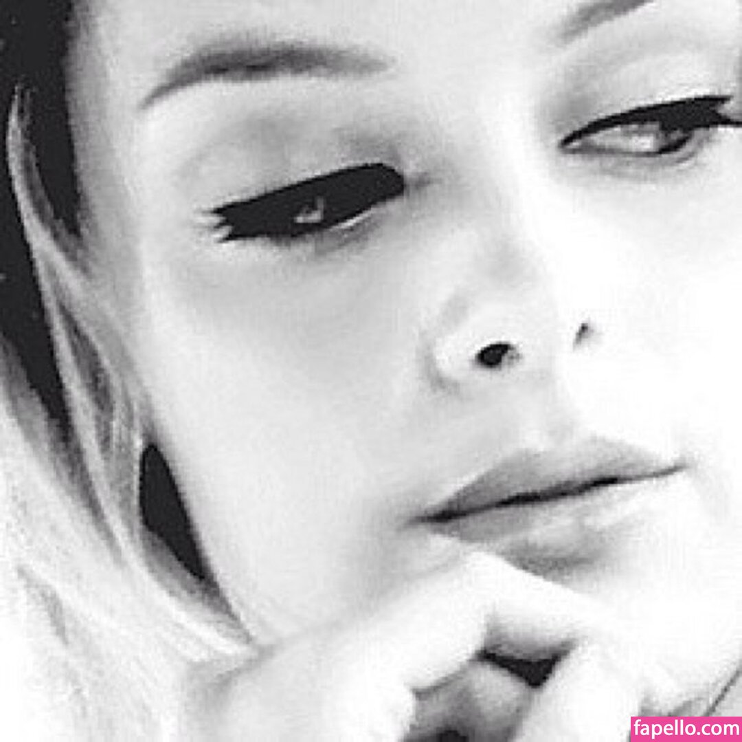 Rachel Skarsten-2