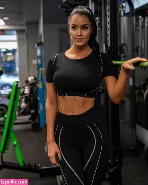 rachel-stuhlmann thumbnail #2184992