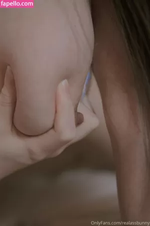 realassbunny thumbnail #118018
