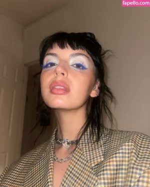 rebecca-black thumbnail #783179