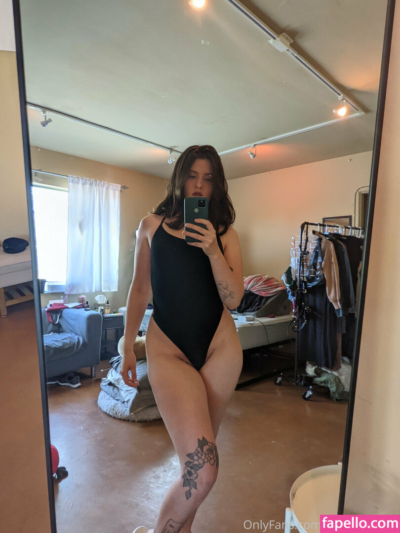 rileynicksfree-3