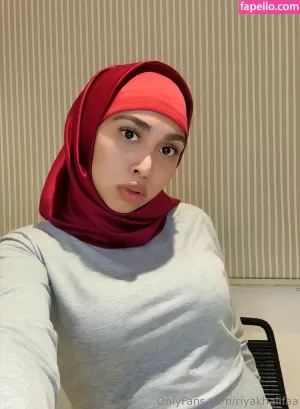 riyakhalifaa thumbnail #6077641