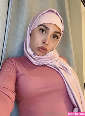riyakhalifaa thumbnail #6077637