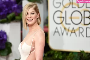 rosamund-pike thumbnail #2203260