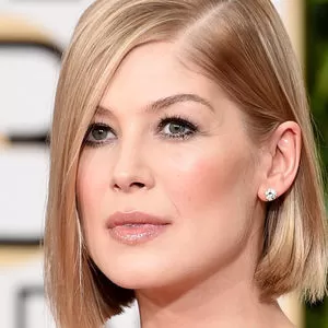 rosamund-pike thumbnail #2203263