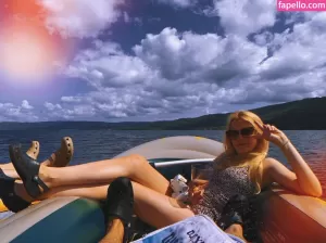 rosie-dowsing thumbnail #2204412