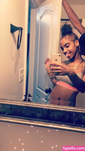 rozay-molly thumbnail #529564