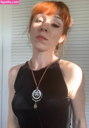ruth-connell thumbnail #2207983
