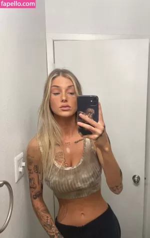 ryrenee thumbnail #3817835
