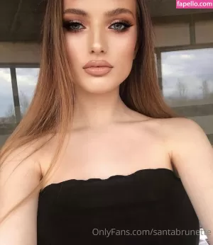 santa-brunette thumbnail #1414285