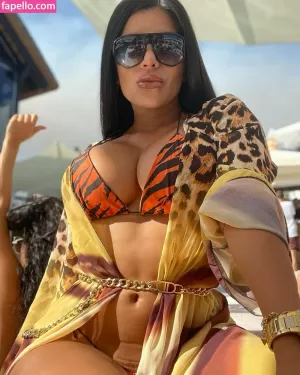 sara-retali-2 thumbnail #2453511