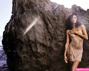 sara-sampaio thumbnail #2222454