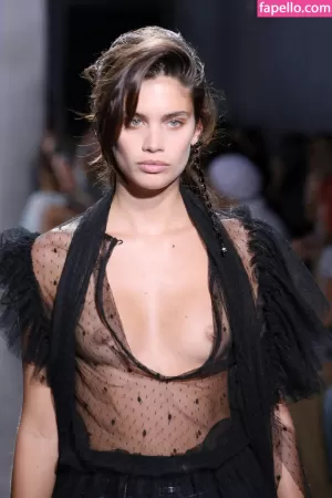 sara-sampaio thumbnail #2222457