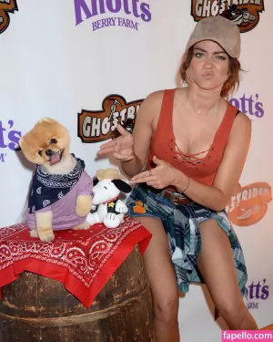 sarah-hyland thumbnail #1331971