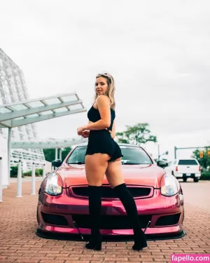 sarah-senecal thumbnail #2223915