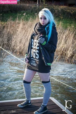 savannah-nixon thumbnail #6367712