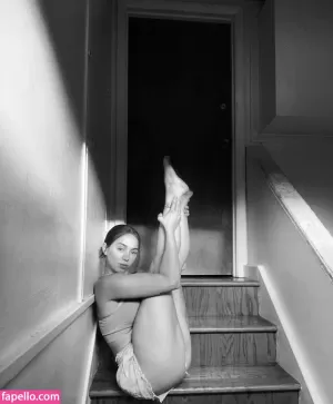scorpio-yoga-girl thumbnail #2228796